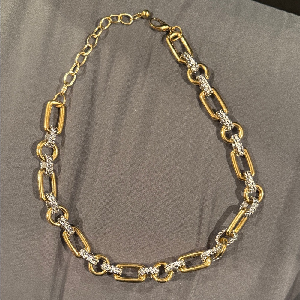 Elegant Gold and Silver Chain Necklace - Picture 3 of 3